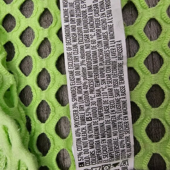 💥Hot Topic Neon Green Fishnet Mesh Oversized Crop Top - Picture 7 of 7